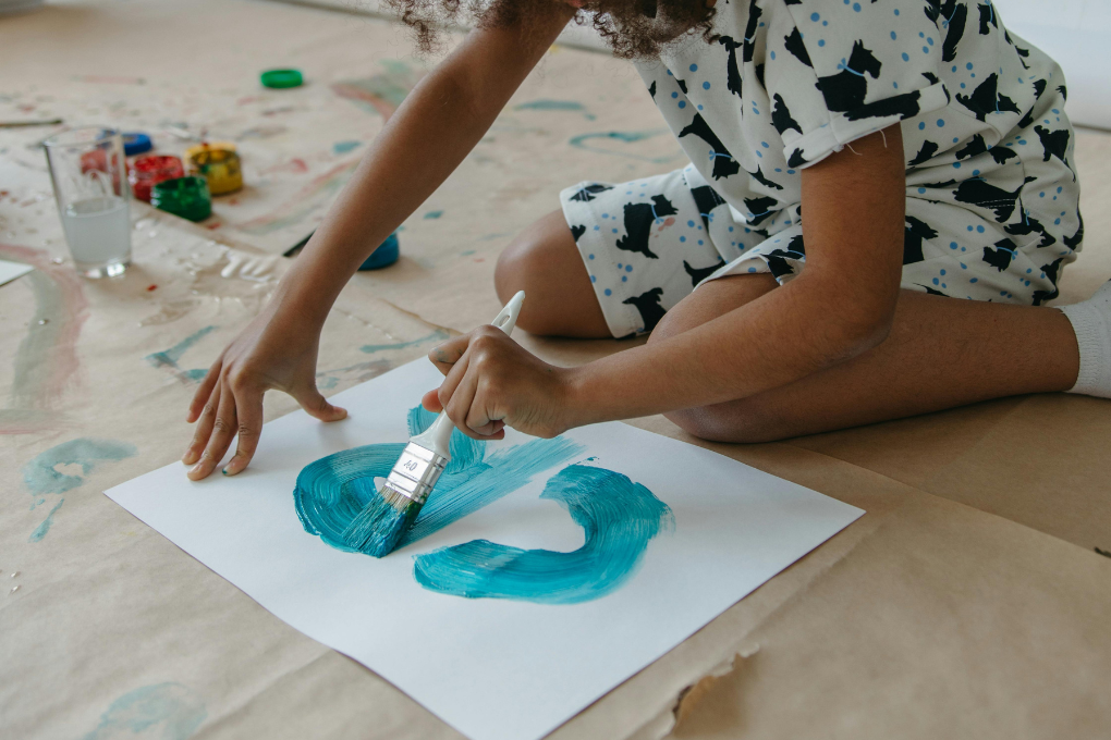 Screen-Free Learning Through Painting and Play